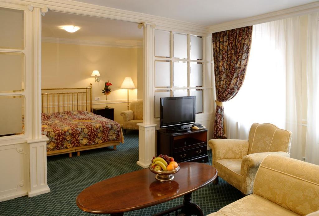 Hotel Embassy Karlovy Vary Room photo